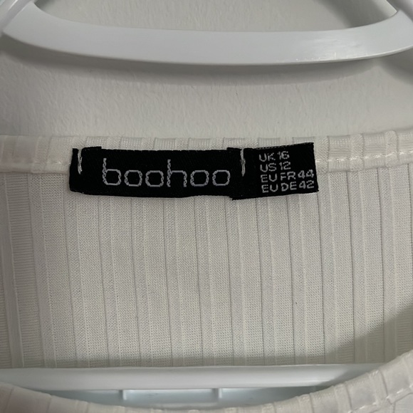 Boohoo long sleeve - Picture 2 of 2